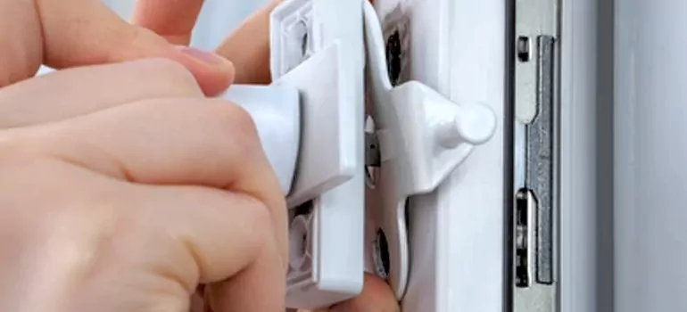 Window Lock Assembly in Wekiwa Springs, FL